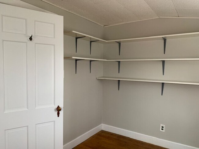 Building Photo - Chevy Chase Charmer     240318