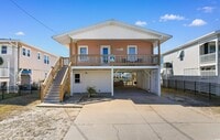 Building Photo - 319 46th Ave N
