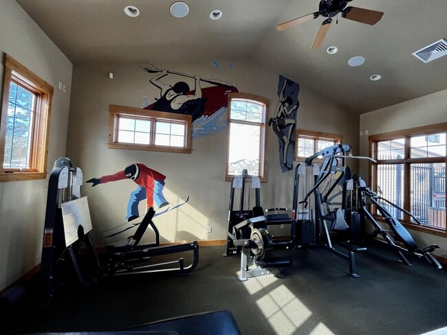 Building Photo - 6915 W 3rd St