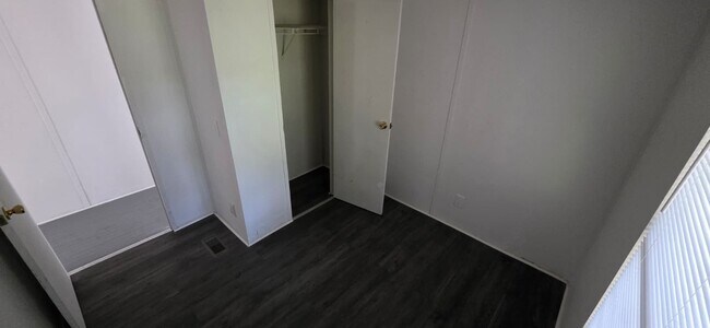 Building Photo - Cedar Street MHC