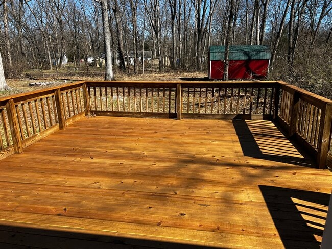 Building Photo - 5220 Redfield Dr