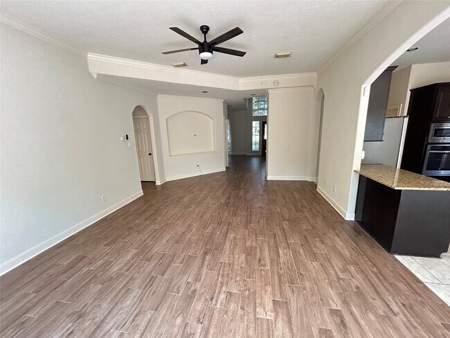 Building Photo - 8230 Falling Water Ct