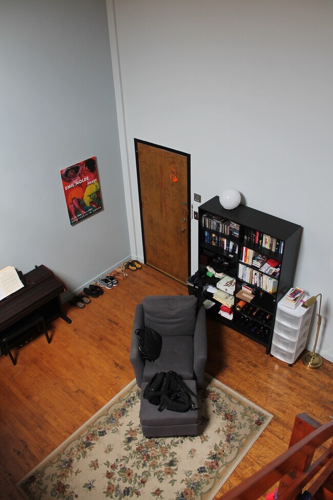 Building Photo - 500 N Duke St