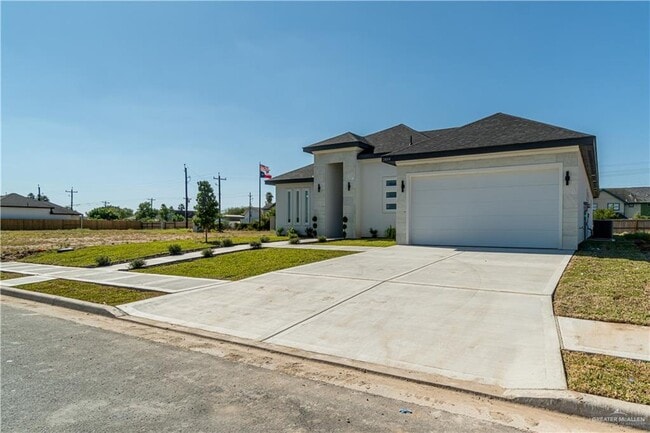 Building Photo - 16 Magnolia Dr