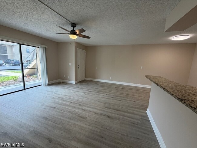 Building Photo - 5315 Summerlin Rd