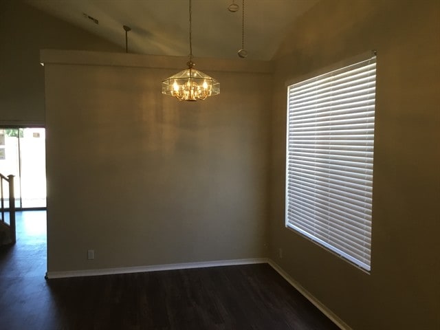 Building Photo - 8644 W Kathleen Rd