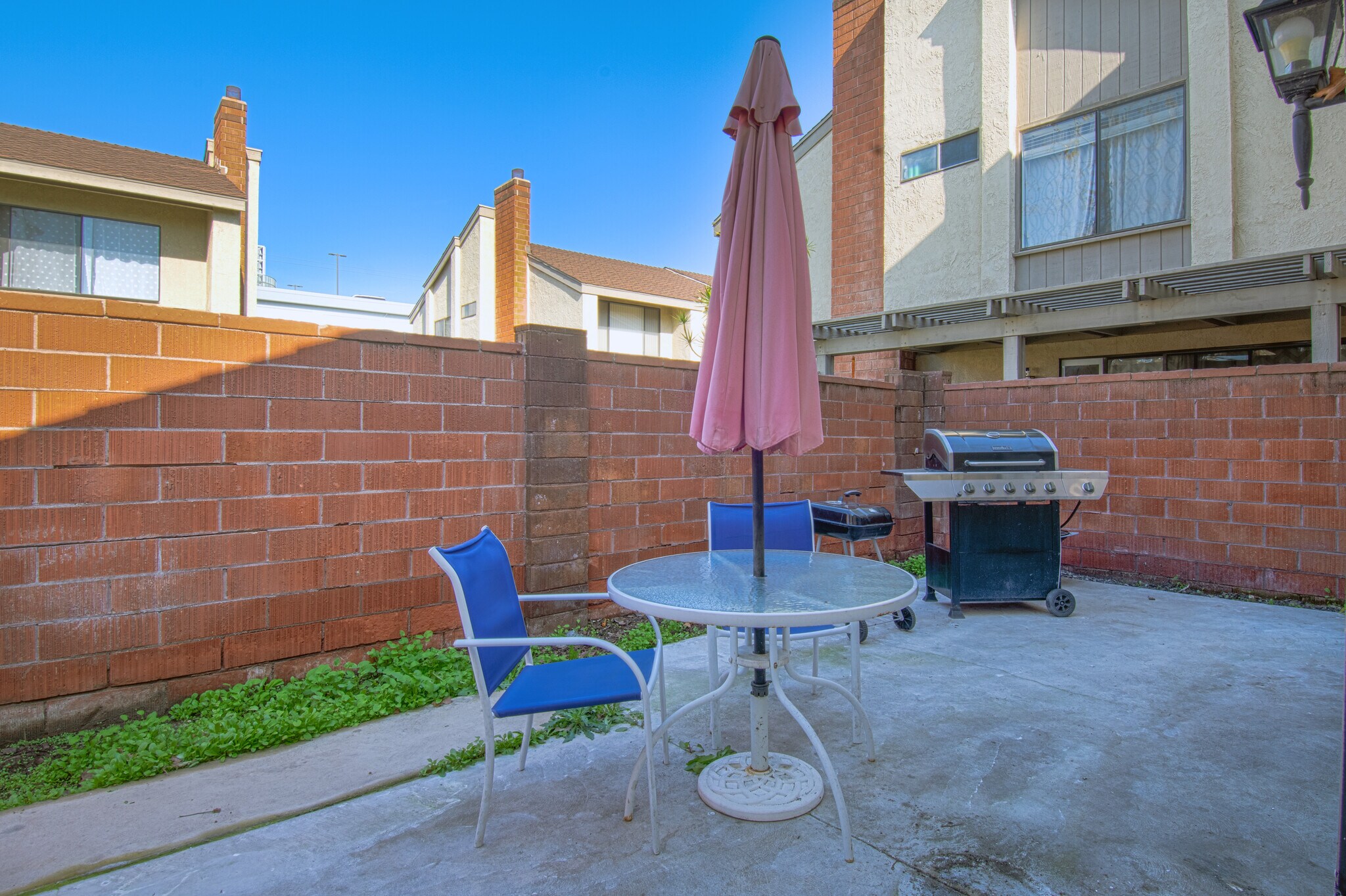 Building Photo - 2064 S June Pl