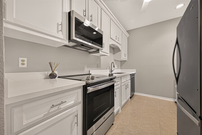 Building Photo - 1201 Bering Dr