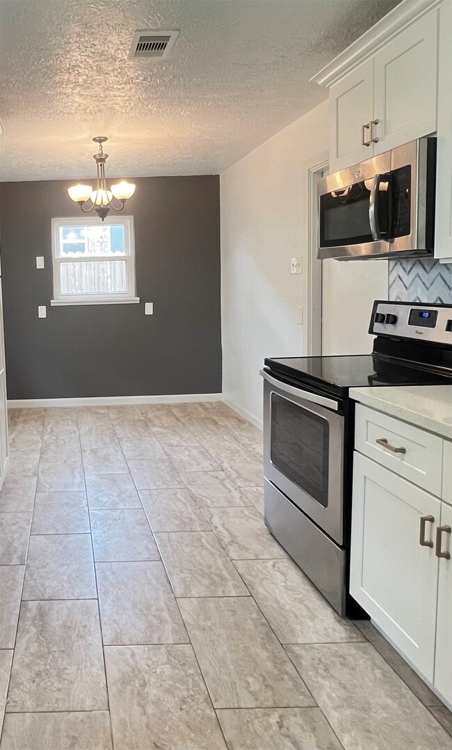 Building Photo - 1538 Webster St