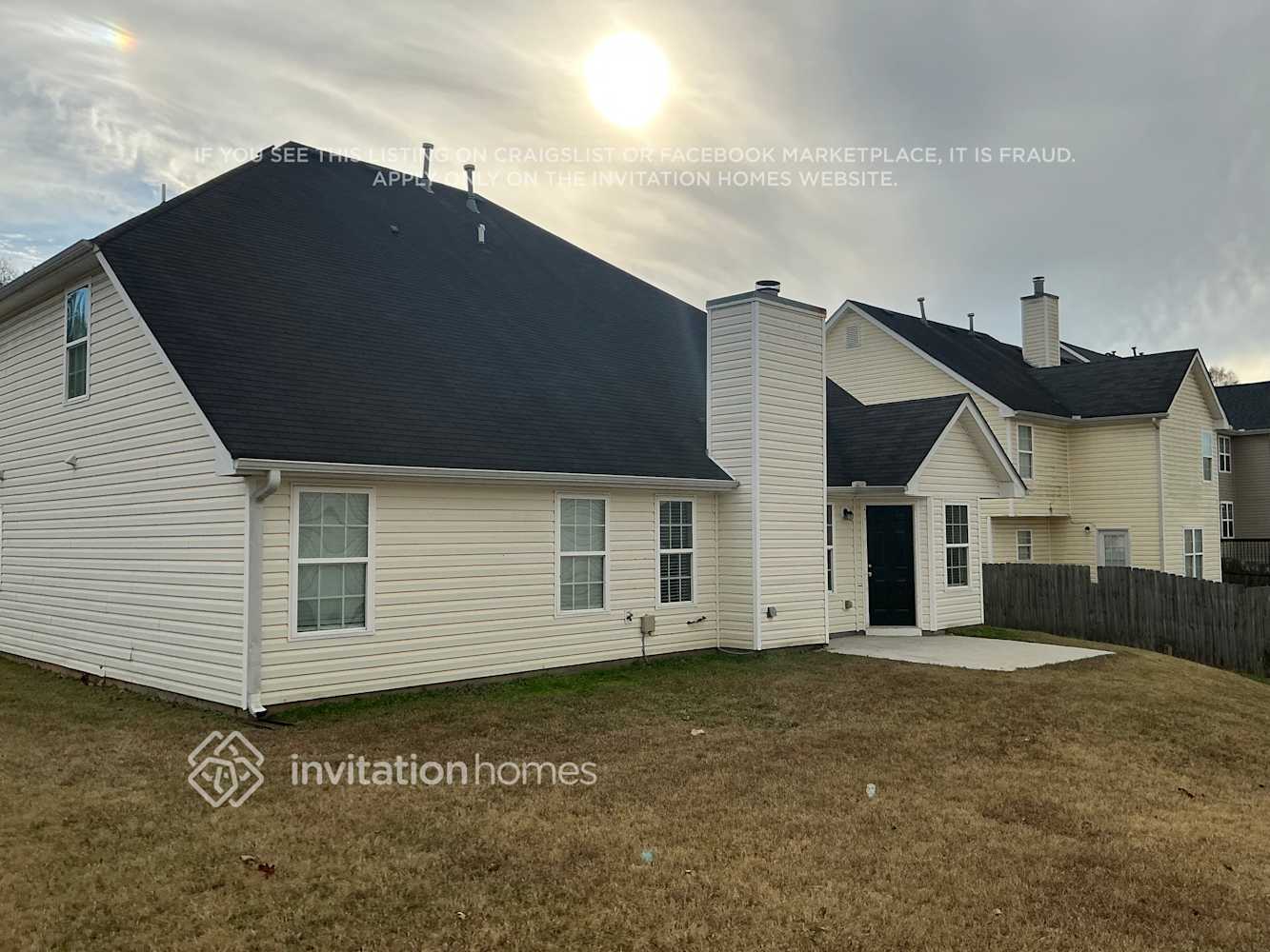 Building Photo - 4444 Grove Lake St SW