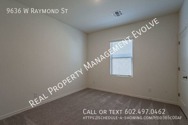 Building Photo - COME TOUR TODAY!