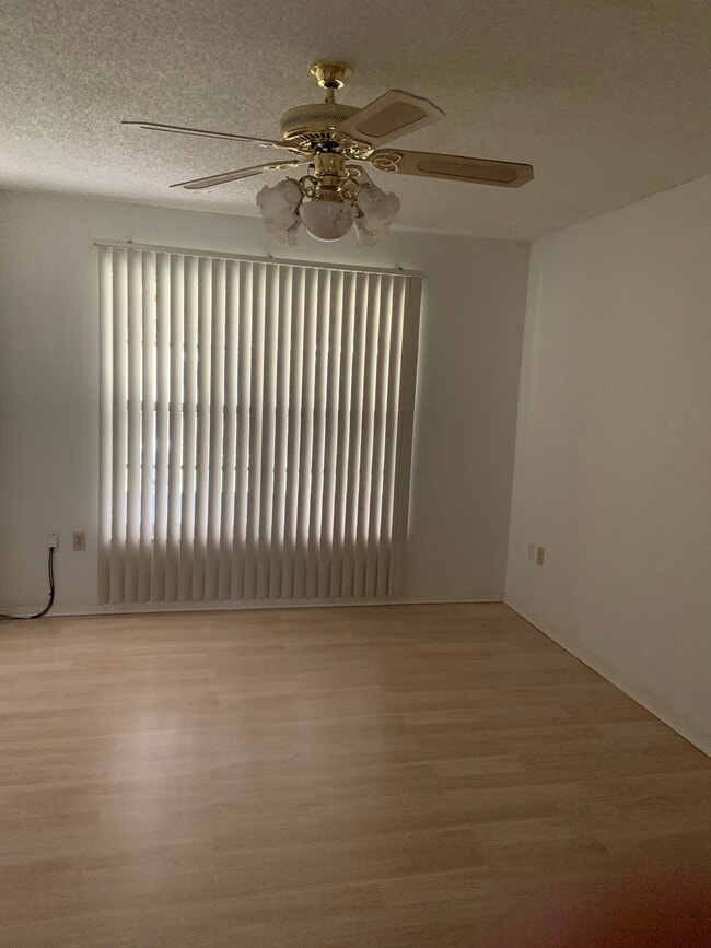 Building Photo - 2914 Wainwright Ct