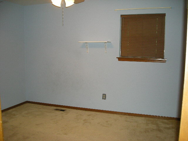 Building Photo - 11501 SE 128th St