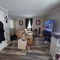 Building Photo - 70 Davis St