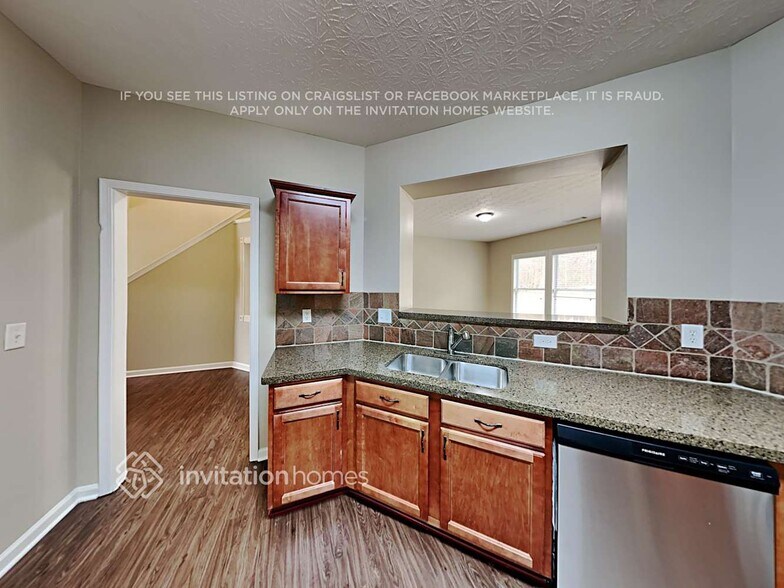 Building Photo - 4684 Windale Dr NW