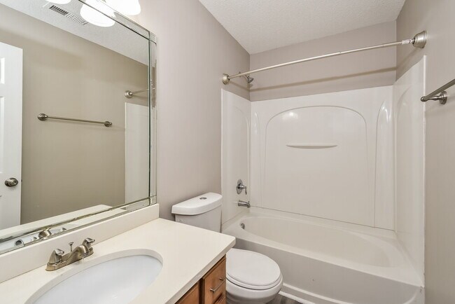 Building Photo - 5894 Keebler Dr