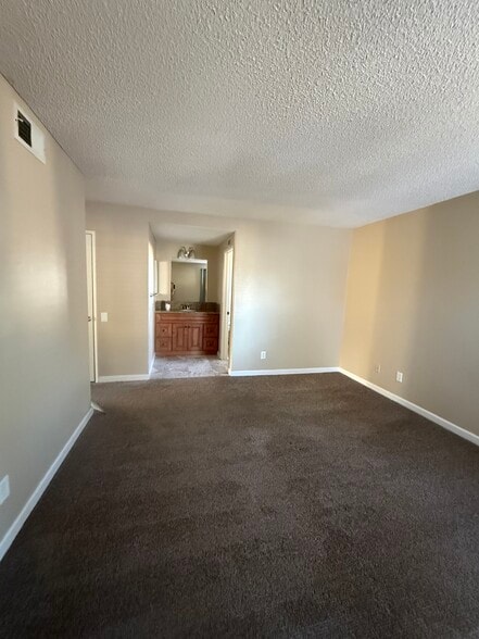 Master Bedroom - 836 Pillar Point Way