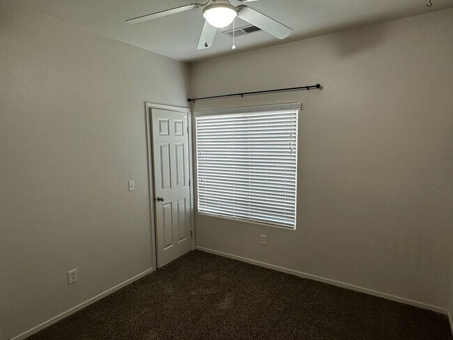 Building Photo - 2610 N Duke St