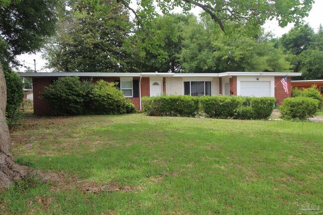 Building Photo - 3875 Arbutus Dr