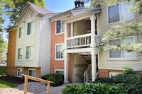 Building Photo - The Vinings Apartments
