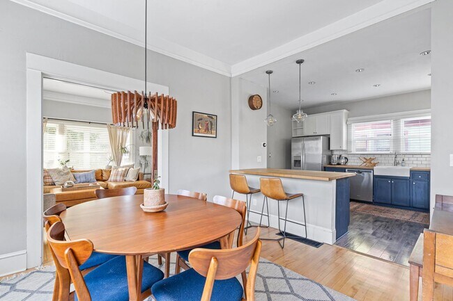 Building Photo - Spacious, historic 3-bdrm/1.5-bath home in...