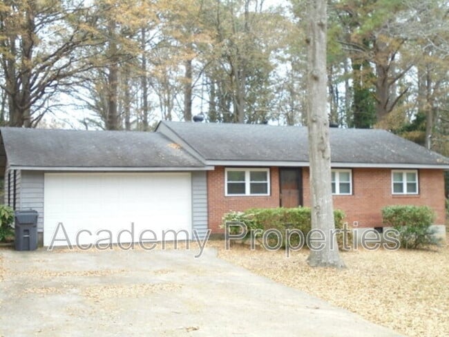 Building Photo - 105 E Mimosa Dr