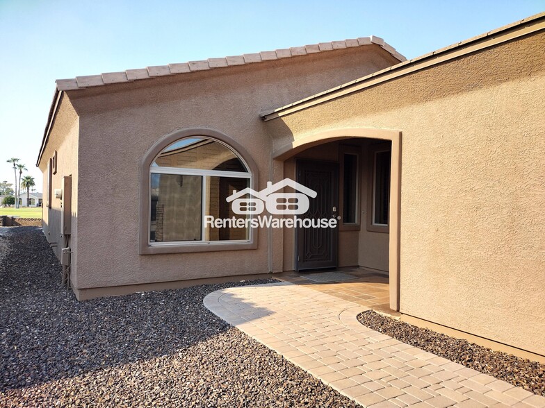 Building Photo - 5818 E Leonora St