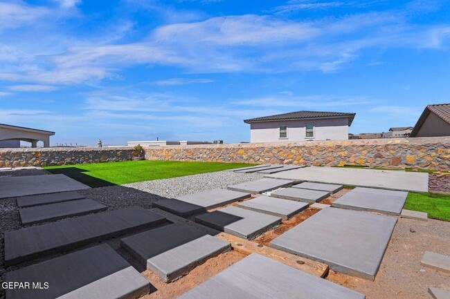 Building Photo - 717 Chatham Pl