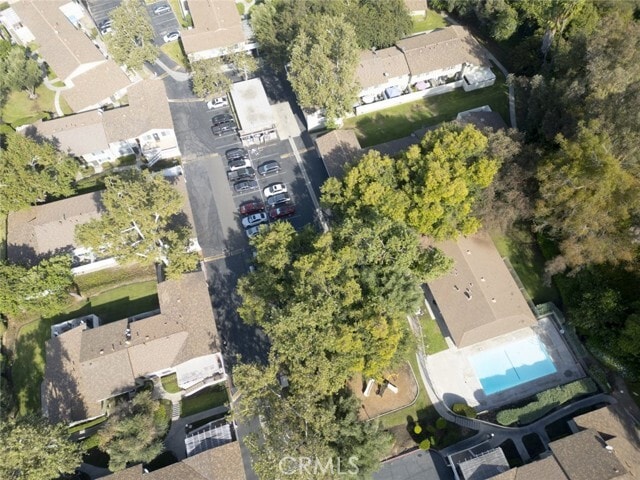 Building Photo - 2061 E Aroma Dr