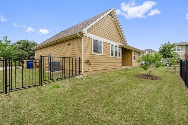 Building Photo - 10639 Wills Lp