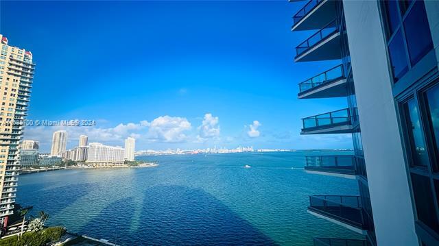 Building Photo - 1331 Brickell Bay Dr