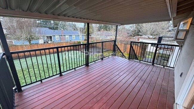 Building Photo - Spacious 4 Bedroom Home in Oregon City! - RV/Boat/Trailer Parking