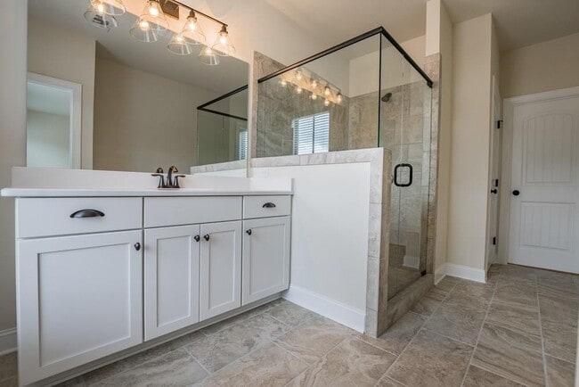 Building Photo - 4257 Spruce Pine Alley