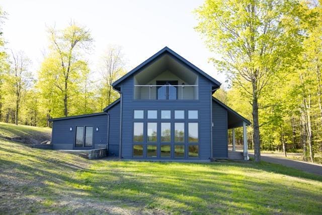 Primary Photo - 323 Haddock Hill Rd
