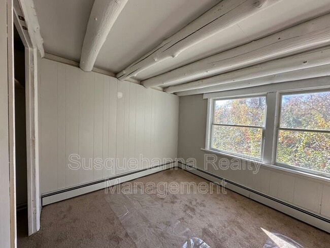 Building Photo - 1250 Whitetail Ln