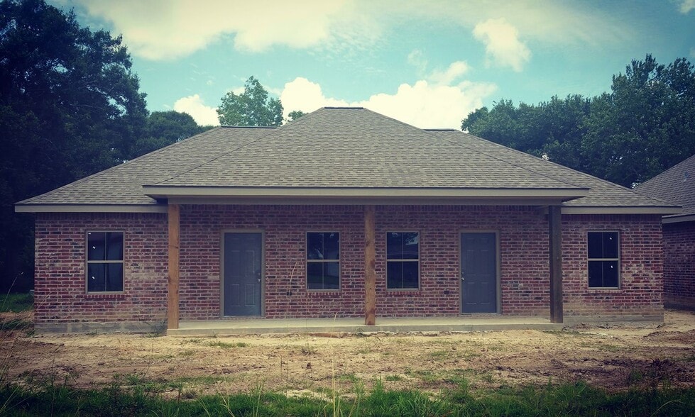 Building Photo - 416 S Sherman Ave