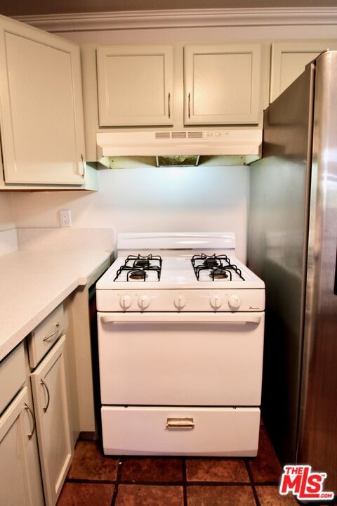 Building Photo - 20200 Paradise Ln