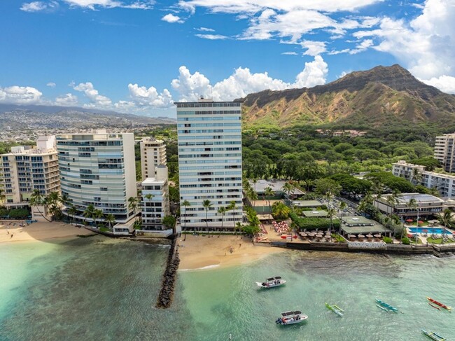 Building Photo - Colony Surf Luxe: Oceanfront 1BR w/ Diamon...