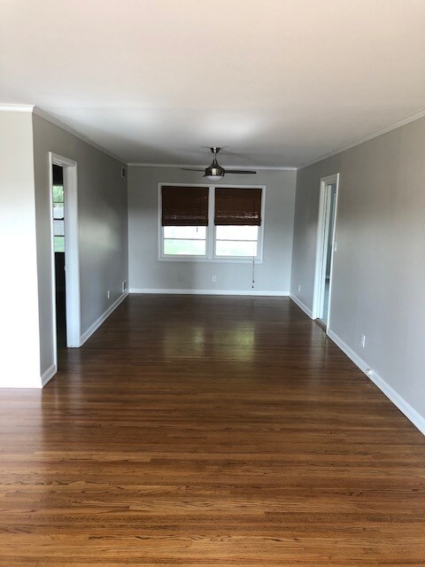 Building Photo - Wonderful Updates in this Midtown Charmer!...