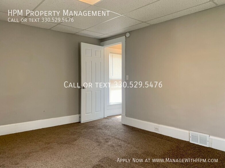 Building Photo - 205 6th St NW