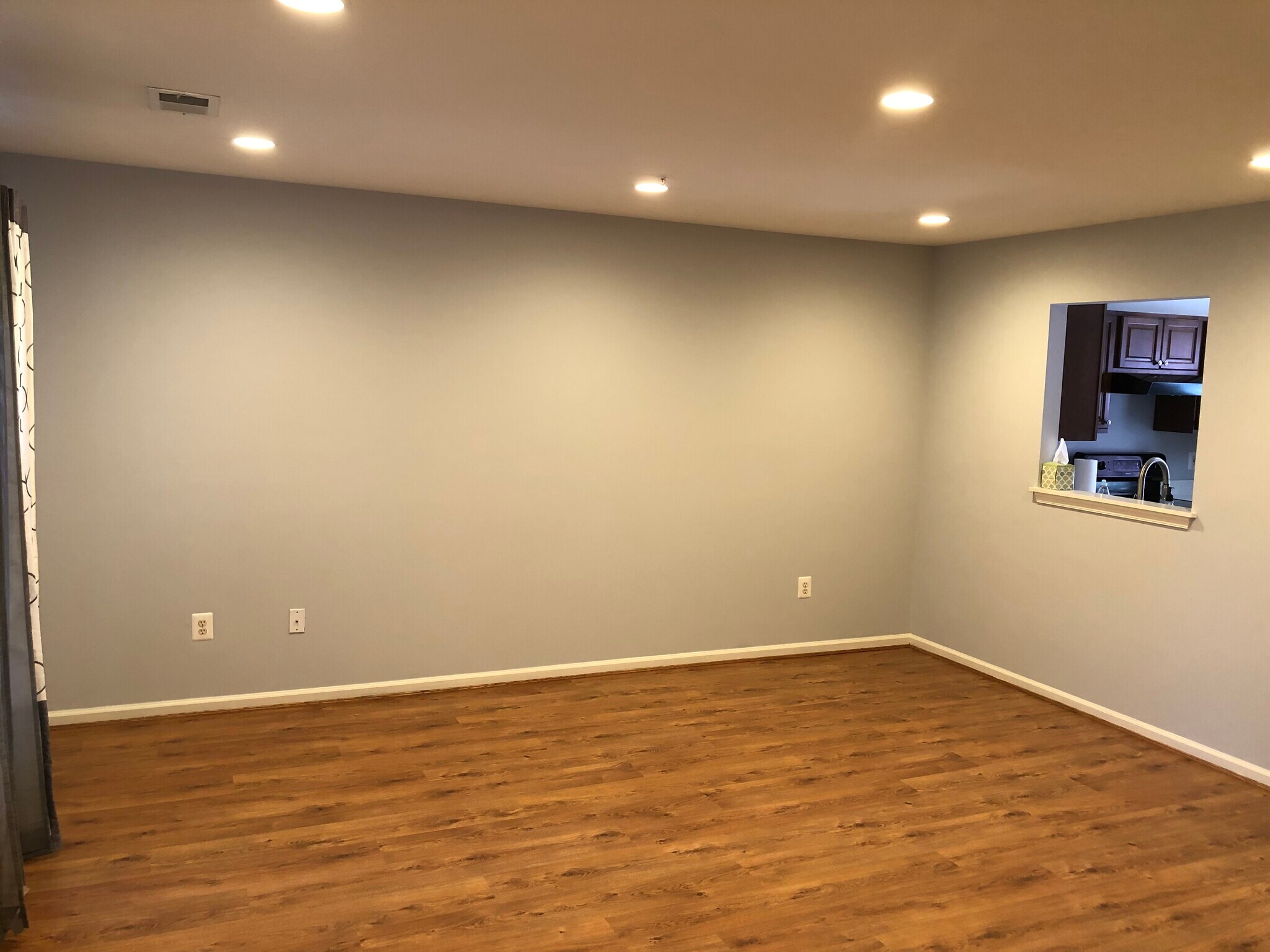 Living Room - 8549 Bells Ridge Ter