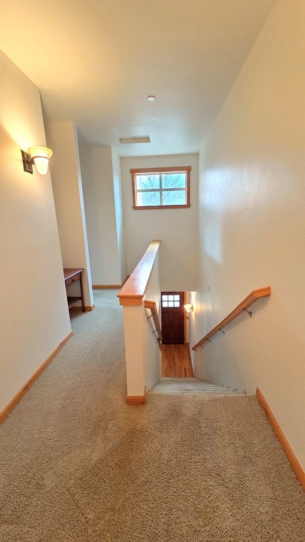 Building Photo - Beautiful Corner Unit Condo in Downtown Coeur d'Alene