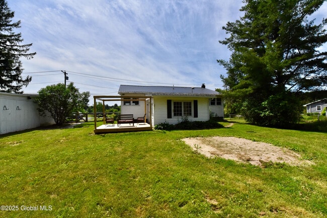 Building Photo - 48 Jenkins Rd