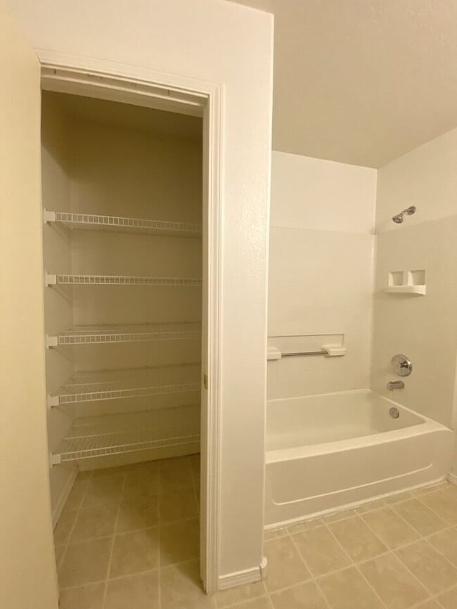 Building Photo - 3BR/2Bath in Rio Rancho