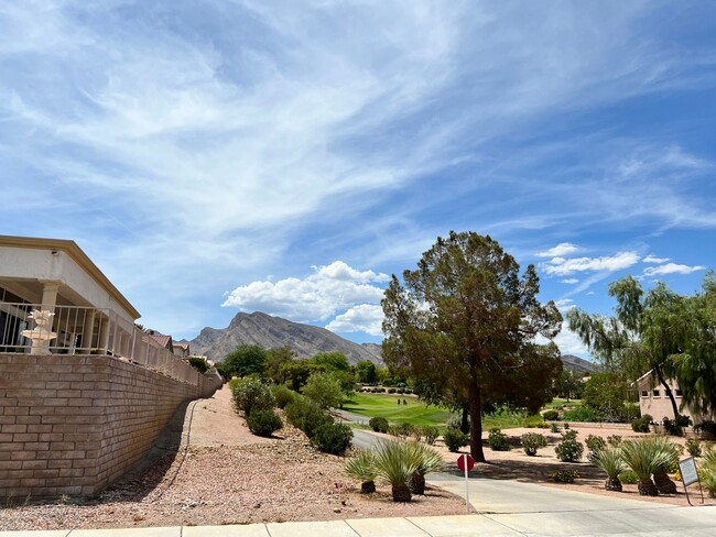 Building Photo - Sun City Summerlin 55+ Community