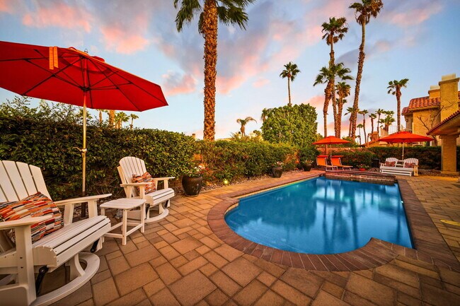 Building Photo - 370 Cypress Point Dr