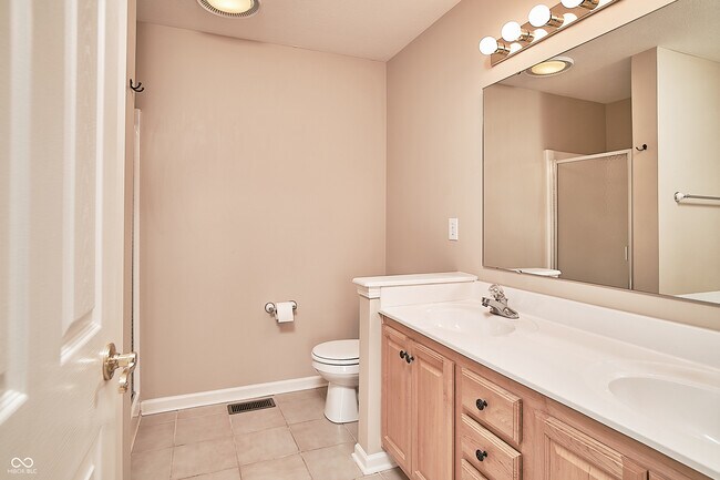 Building Photo - 11202 Timberview Dr