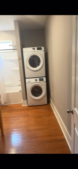 Washer/Dryer - 1221 Grove St