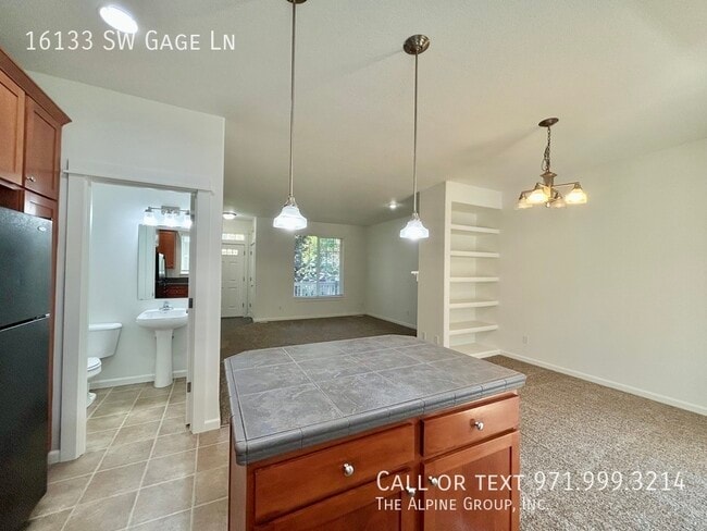 Building Photo - 16133 SW Gage Ln