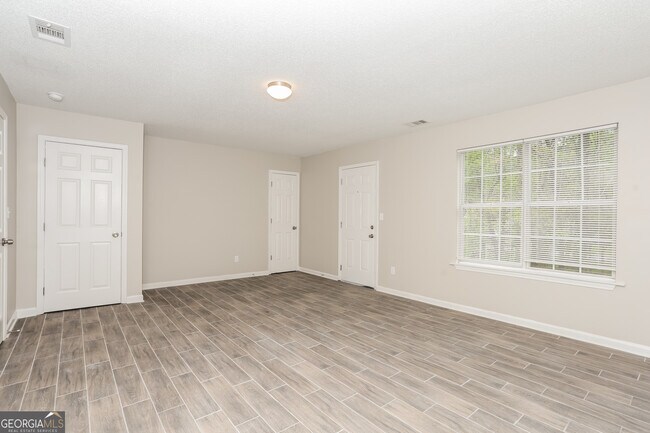 Building Photo - 458 Chase Marion Way